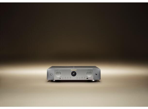 Marantz CINEMA70s - Sølvgull Slimline Hjemmekinoreceiver