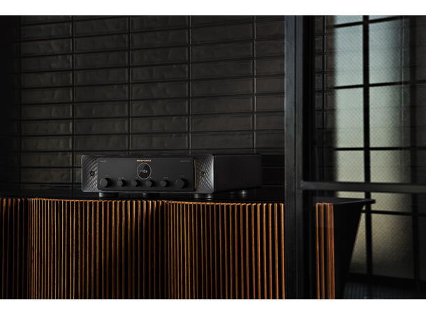 Marantz Model 30 - Sort Integrertforsterker