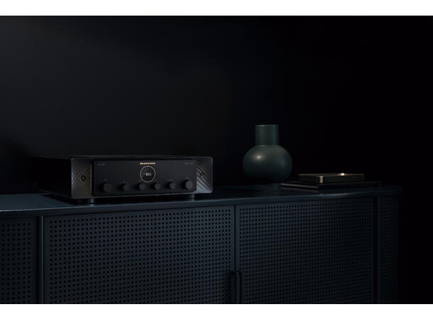 Marantz Model 30 - Sort Integrertforsterker