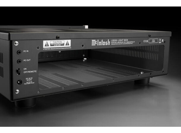 McIntosh LB200 "Ryddeboks" og kabelskjuler samt lysboks