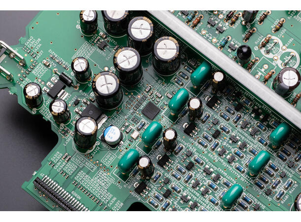 Marantz Model 40n - Sort Integrert forsterker med innebygget HEOS 