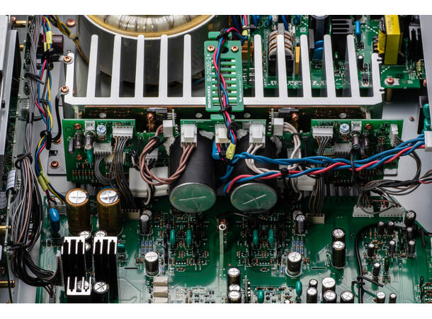 Marantz Model 40n - Sort Integrert forsterker med innebygget HEOS 