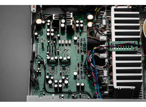 Marantz Model 40n - Sort Integrert forsterker med innebygget HEOS 