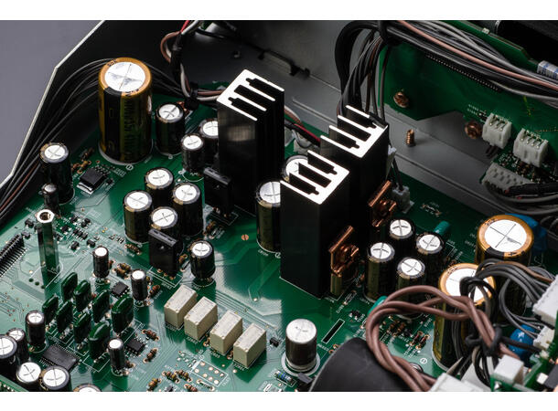 Marantz Model 40n - Sort Integrertforsterker med innebygget HEOS