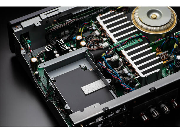 Marantz Model 40n - Sort Integrertforsterker med innebygget HEOS