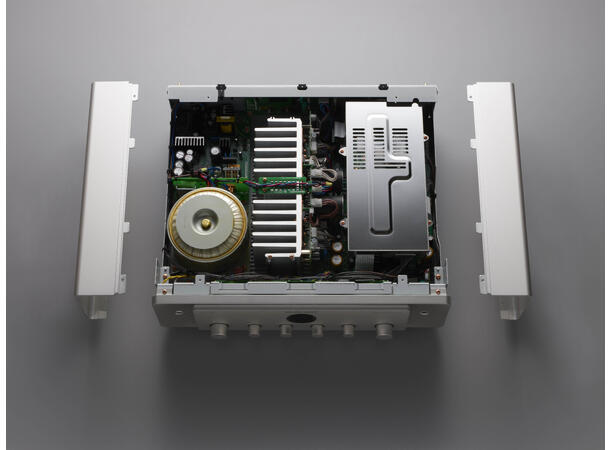 Marantz Model 40n - Sølvgull Integrertforsterker med innebygget HEOS