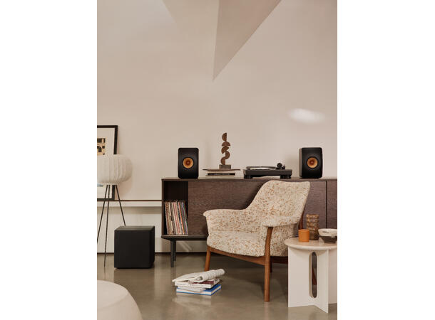 KEF Kube 10 MIE Subwoofer til hjemmekino eller stereo 