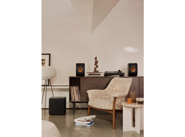 KEF Kube 10 MIE Subwoofer til hjemmekino eller stereo