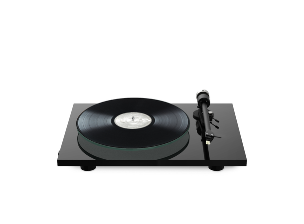 Pro-Ject T2 - piano sort Med Sumiko Black Rainier pickup 