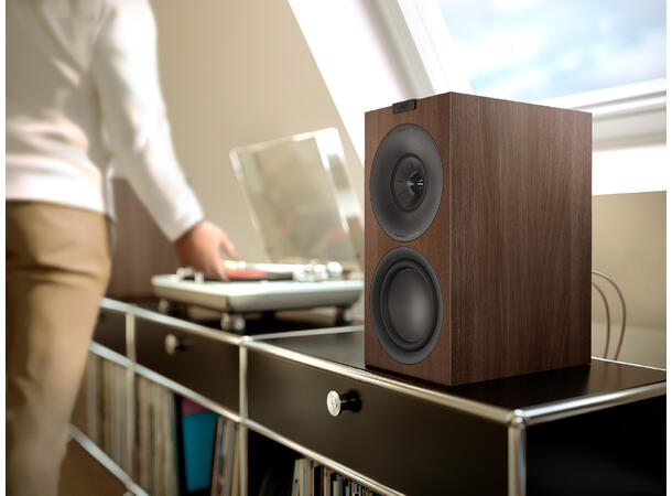 KEF Q Concerto Meta - Valnøtt Nye KEF Q serie
