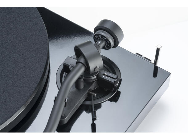 Pro-Ject Debut S Phono Rainier - piano Sumiko Rainier pickup