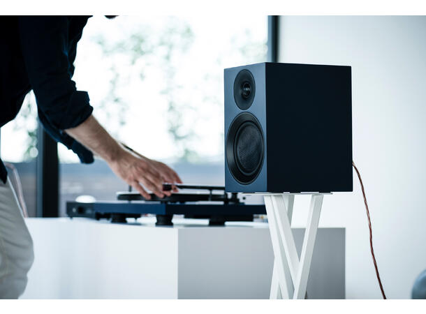 Pro-Ject Speaker Box 5 E Carbon - blå Kompakthøyttaler - par