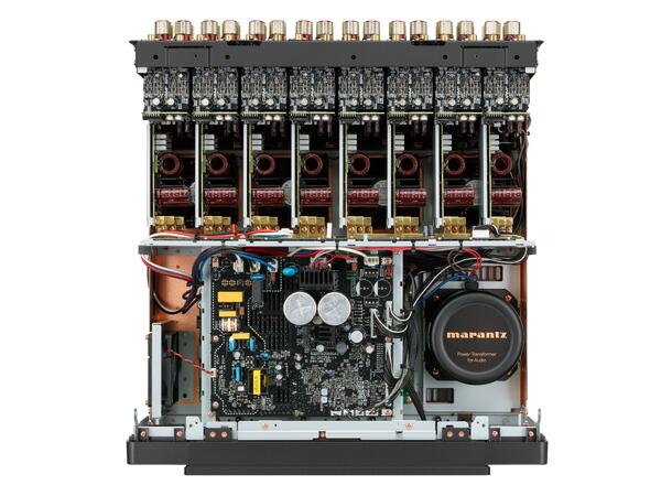Marantz AMP10 - sort 16-kanals referanseforsterker