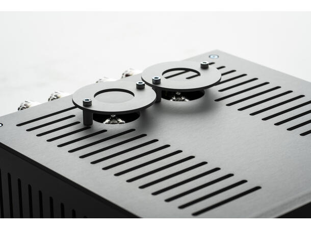 Pro-Ject Amp Box RS2 - sølv High end effektforsterker