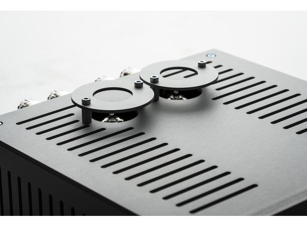 Pro-Ject Amp Box RS2 - sølv High end effektforsterker 