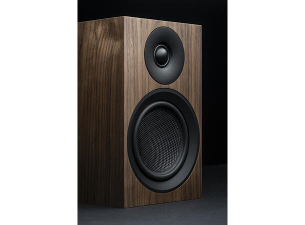 Pro-Ject Speaker Box 5 E Carbon - valnøt Kompakthøyttaler - par 