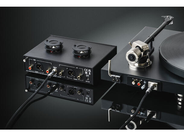 Pro-Ject Tube Box S3 B - sort Balansert RIAA-trinn med rør - MM/MC