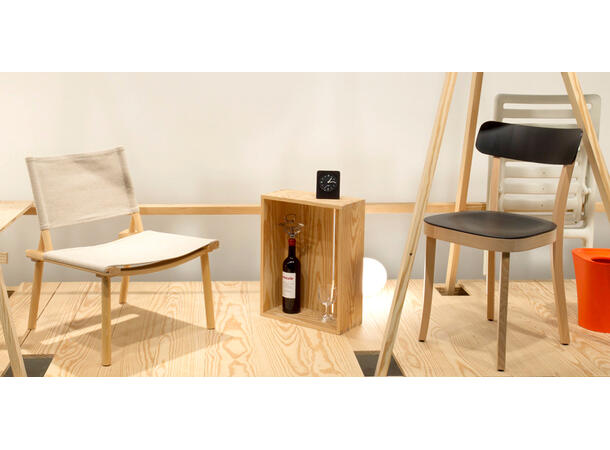 Punkt. Alarm Clock AC01 - Sort Design by Jasper Morrison 