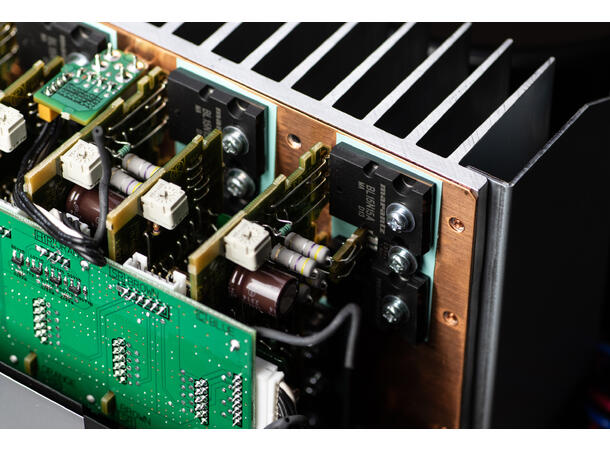 Marantz CINEMA30 - Sort Referanse hjemmekino-receiver