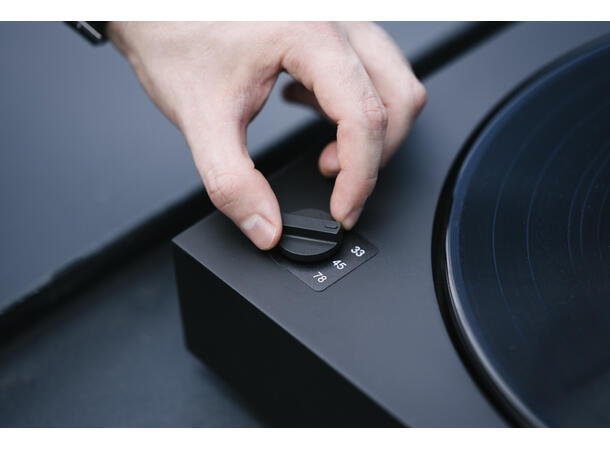 Pro-Ject A2 platespiller m/2M Red - sort Helautomatisk platespiller 