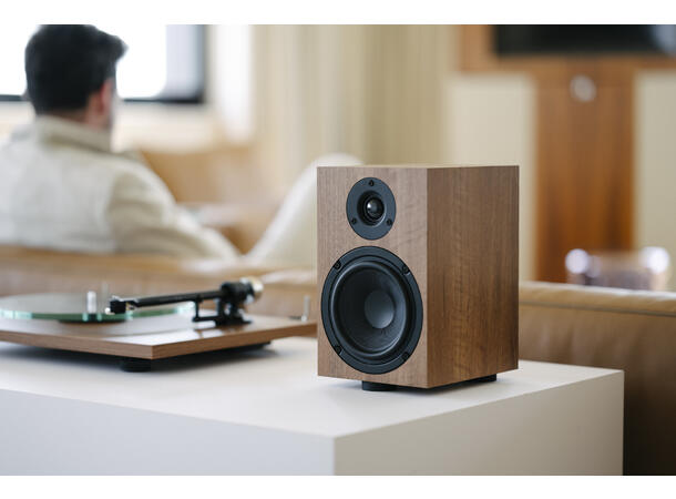 Pro-Ject Speaker Box 5 E - valnøtt Kompakthøyttaler - par