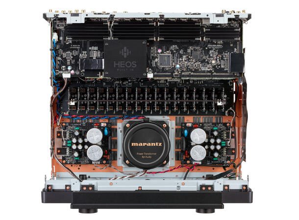 Marantz AV20 AV-prosessor i referanseklassen 