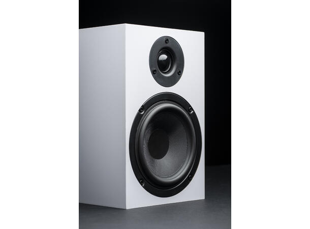 Pro-Ject Speaker Box 5 E - hvit høyglans Kompakthøyttaler - par