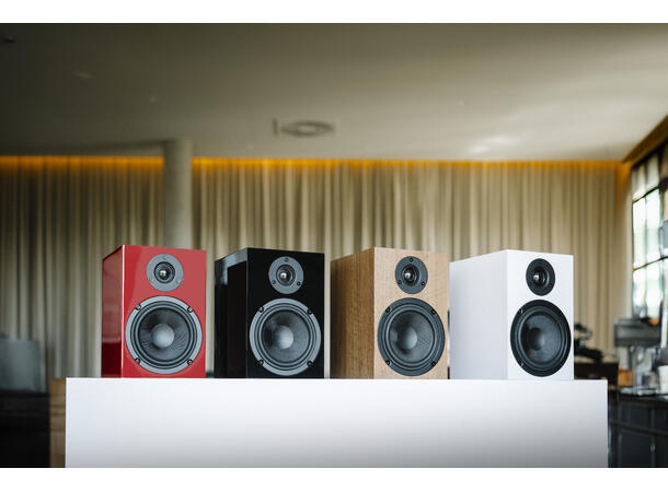 Pro-Ject Speaker Box 5 E - hvit høyglans Kompakthøyttaler - par 