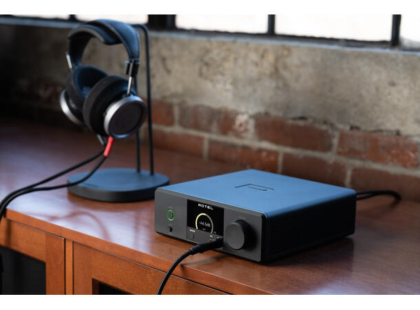 Rotel DX-3 - sort Hodetelefonforsterker 