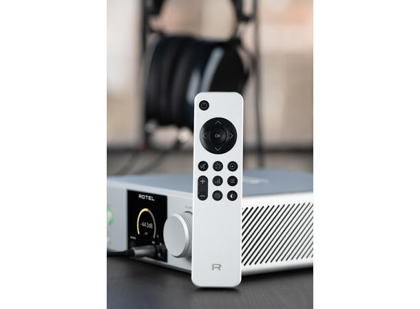 Rotel DX-3 - sølv Hodetelefonforsterker