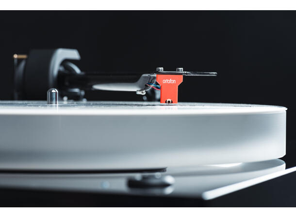 Pro-Ject X2 B platespiller - valnøtt Ortofon Quintet Red MC pickup 