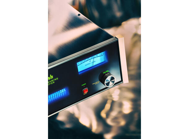 McIntosh CS7500 Forforsterker med innebygget strømming 