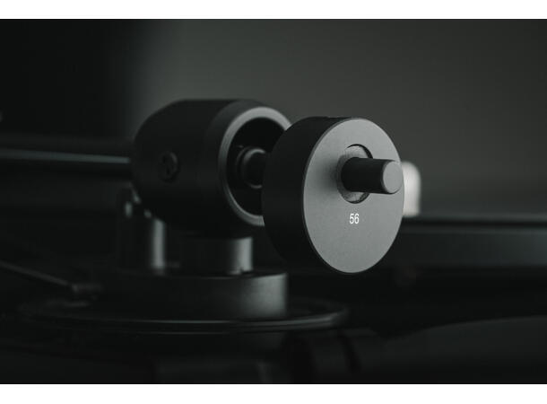Pro-Ject E1.2 BT - sort piano Platespiller med RIAA og Bluetooth 