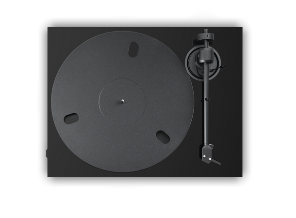 Pro-Ject E1.2 BT - sort piano Platespiller med RIAA og Bluetooth 