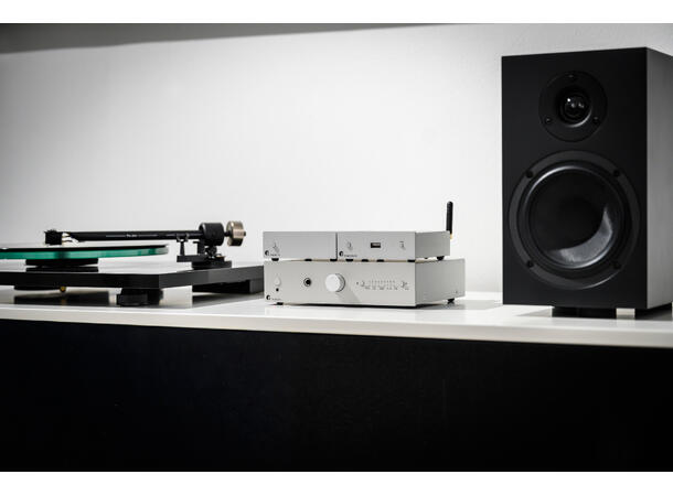Pro-Ject Pre Box S3 - sølv Kompakt alt-i-ett forforsterker 