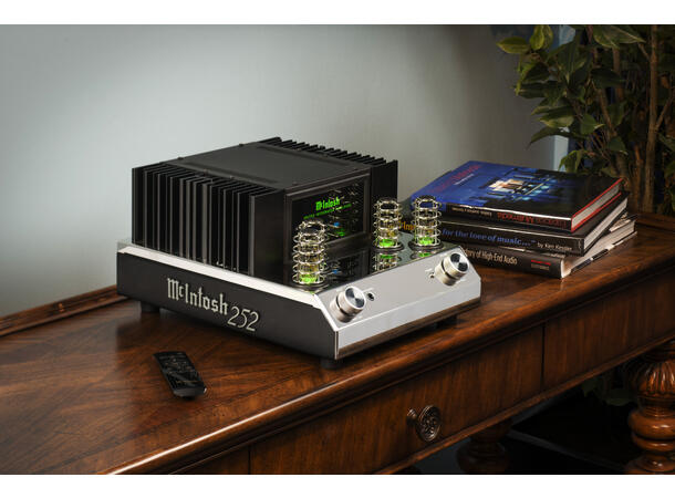 McIntosh MA252 Hybrid integrertforsterker