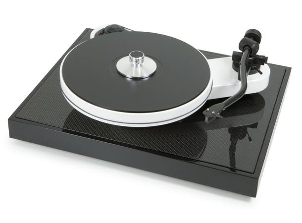 Pro-Ject RPM 3 Carbon - sort piano Platespiller med 2M Silver 