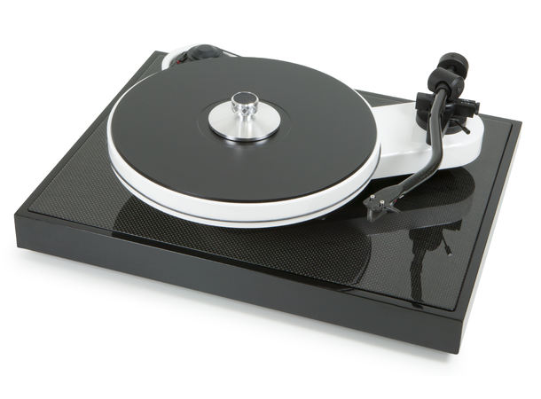 Pro-Ject RPM 3 Carbon Platespiller med 2M Silver pickup 