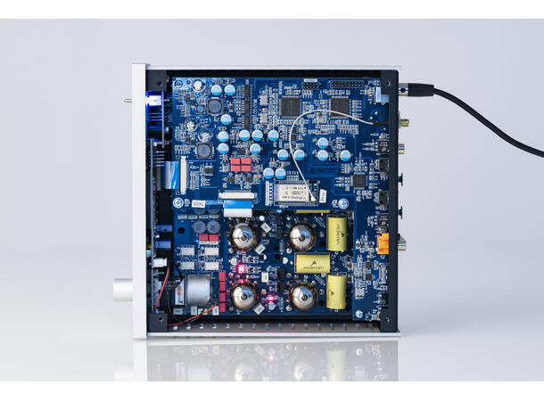 Pro-Ject Pre Box RS2 Digital - sølv Kompakt Forforsterker med DAC 