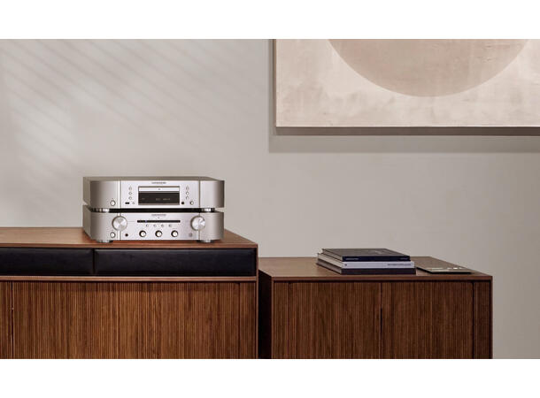 Marantz PM6007 Sølv Integrert forsterker Klassisk stereoforsterker
