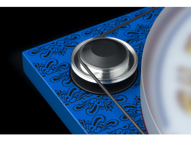 Pro-Ject Essential lll -  Sgt. Pepper Art collection platespiller med OM10
