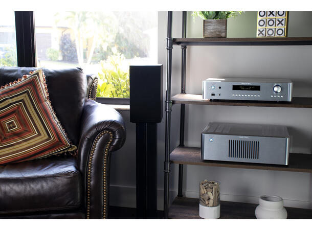 Rotel RC-1572 MKII - Sølv Stereo forforsterker