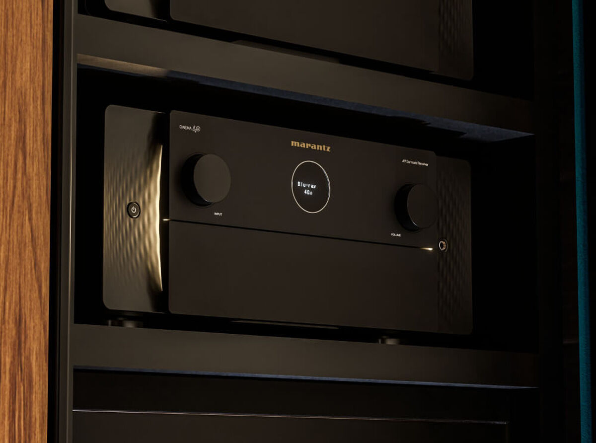 Marantz CINEMA 40 – design i rack